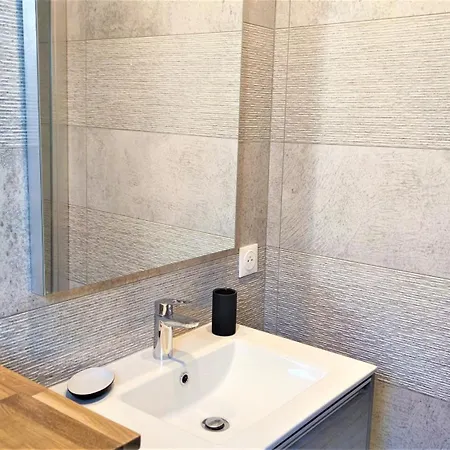 Apartament Lamartine Hypercentre 511